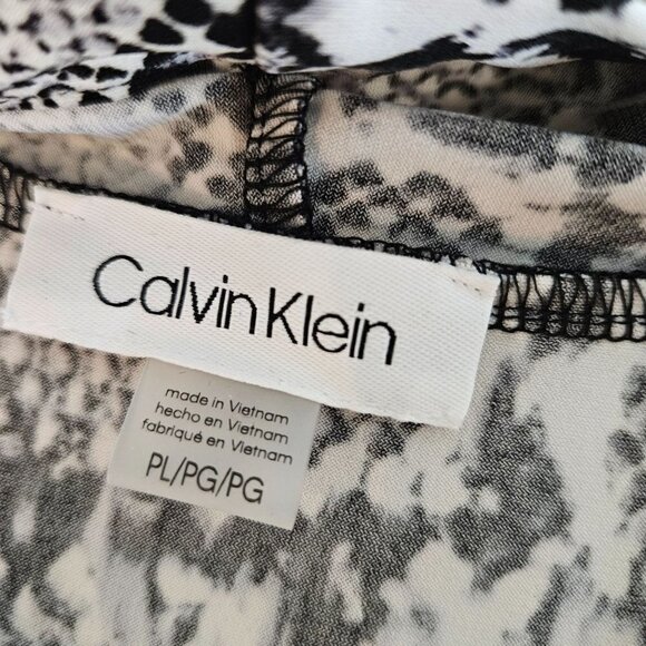 CALVIN Klein V Neck Black White Snake Print Sleeveless Shell Top Size PL - Picture 3 of 6